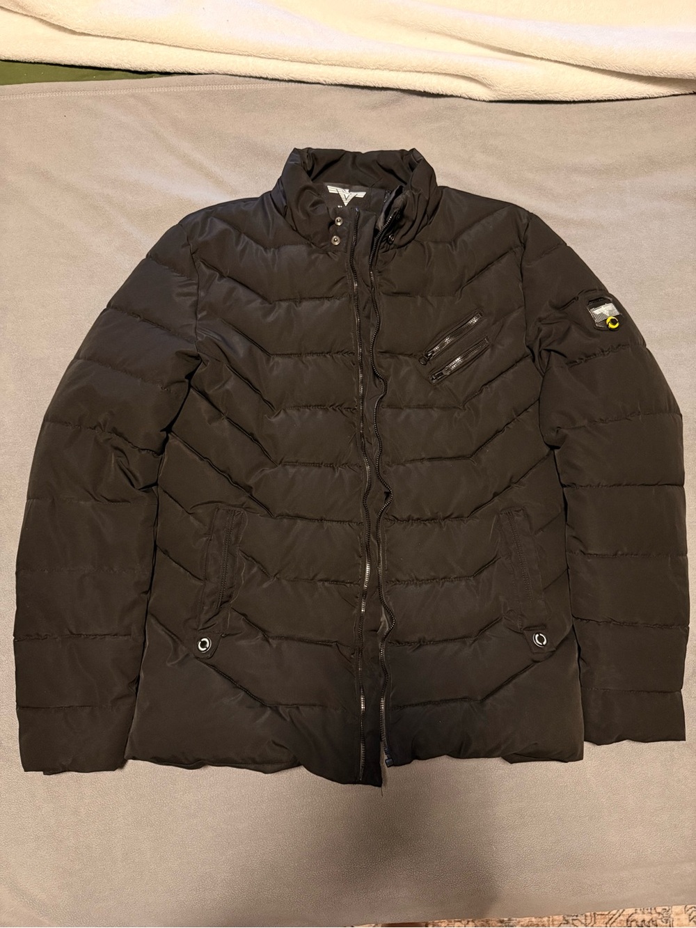 Men's Black Quilted Puffer Jacket with Zip Chest Pocket